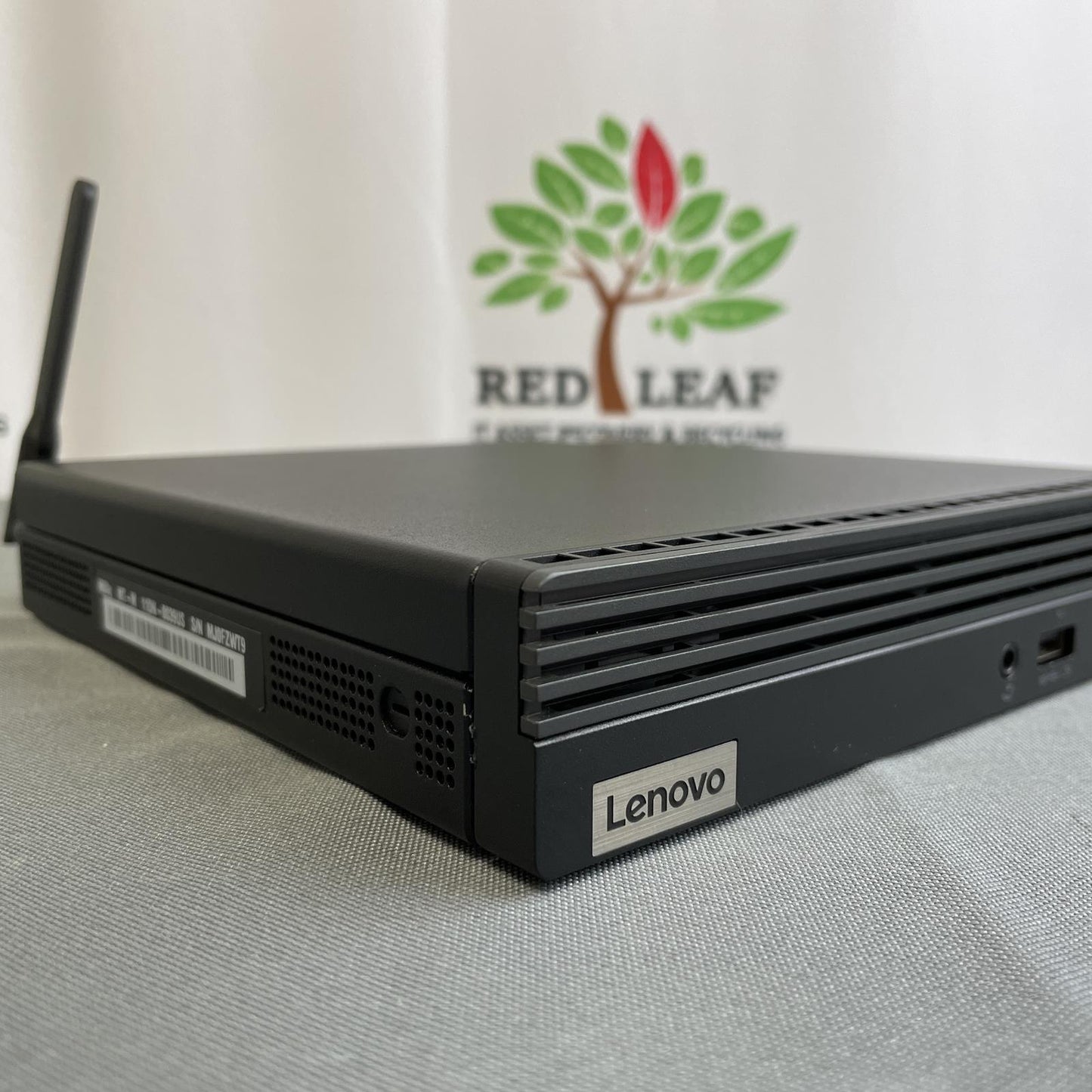 Lenovo ThinkCentre M80q Tiny, Core i5-10500T, 16 GB, 256GB NVMe, Windows 11 Pro