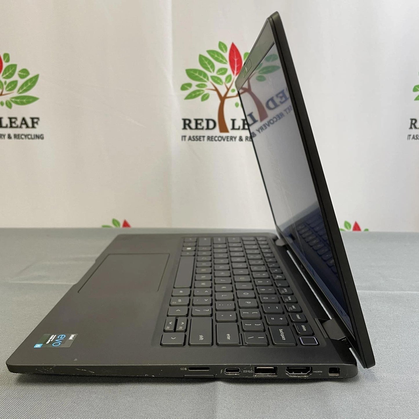 DELL Latitude 7420 14", Core i5-1145G7, 16GB, 256GB NVMe, Win 11 Pro | Grade B/C