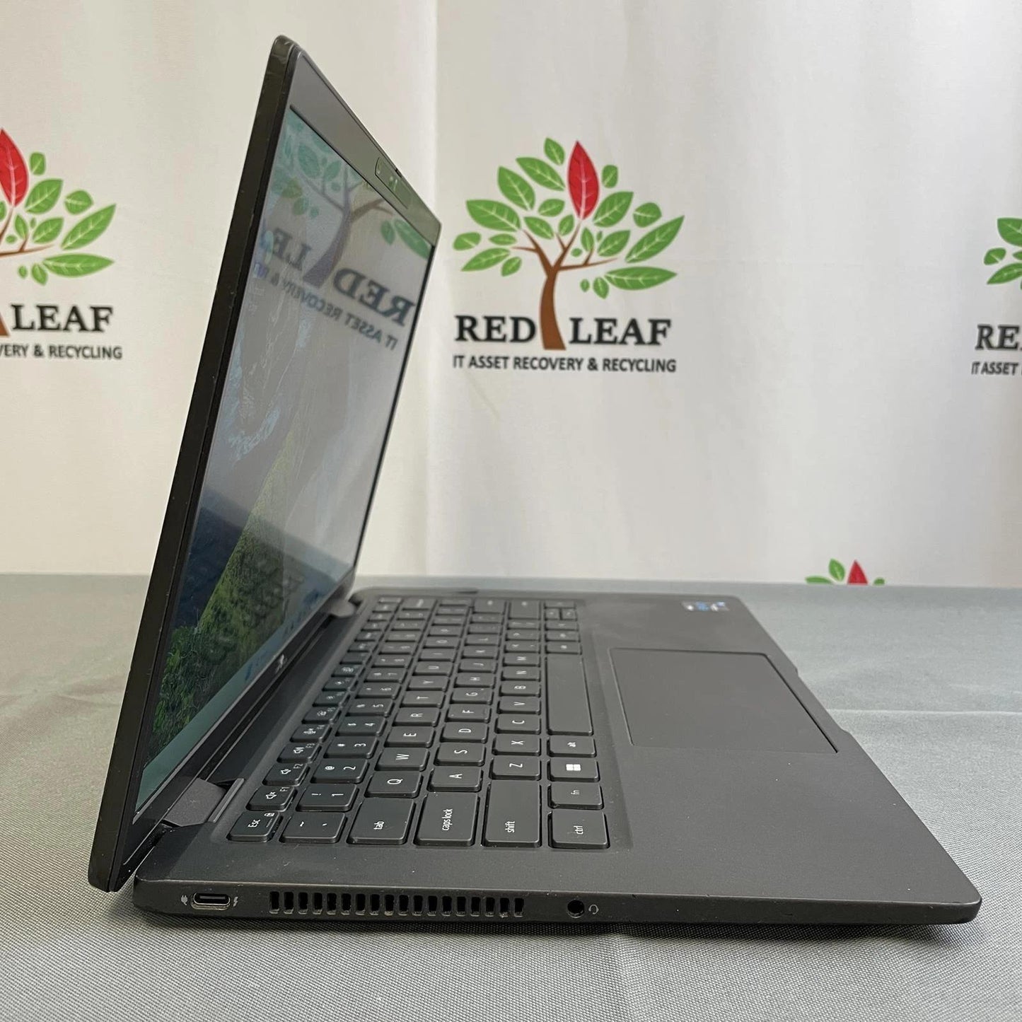 DELL Latitude 7420 14", Core i5-1145G7, 16GB, 256GB NVMe, Win 11 Pro | Grade B/C