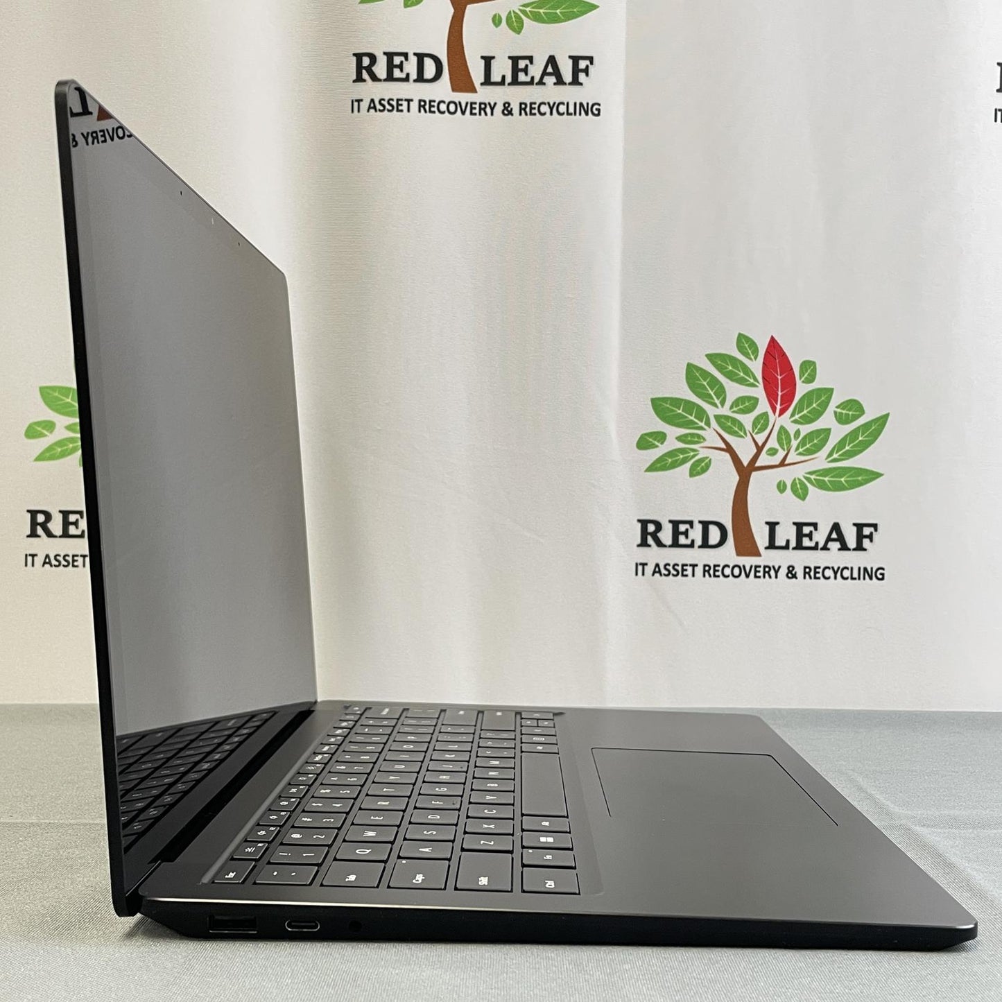 Microsoft Surface Laptop 5, Core i7-1255U, 16GB, 512GB NVMe, Windows 11 - Black