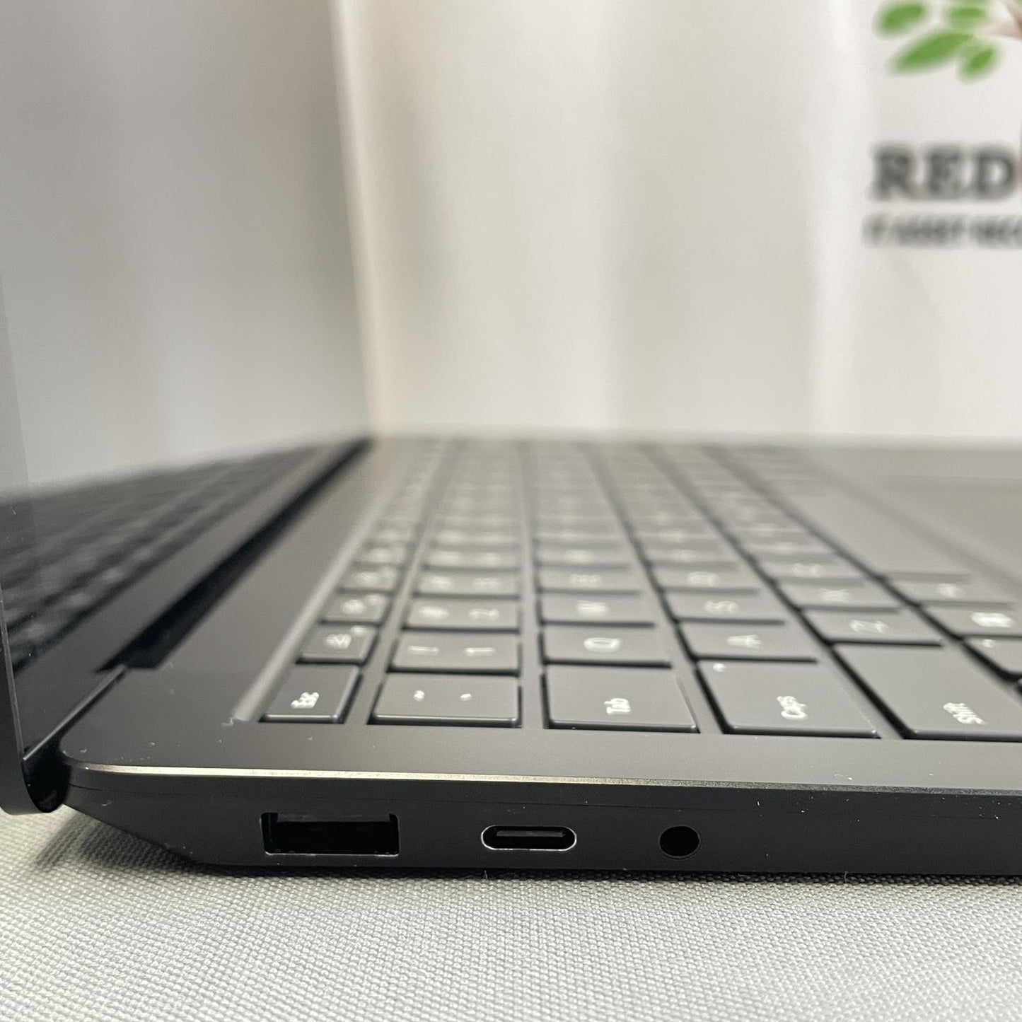 Microsoft Surface Laptop 5, Core i7-1255U, 16GB, 512GB NVMe, Windows 11 - Black