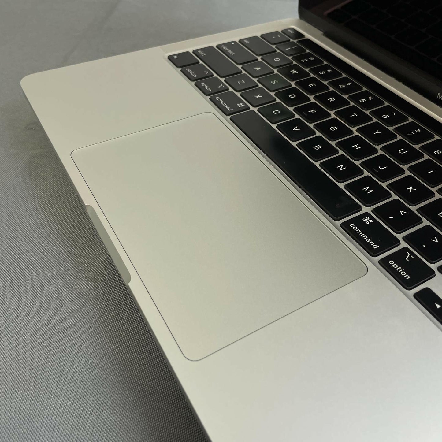 Apple MacBook Pro 2020 13 in, Core i5, 16GB RAM, 256GB NVMe, A2289 | Silver