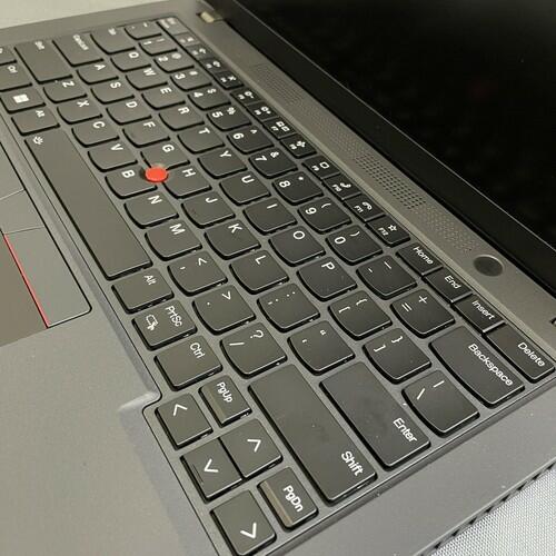 Lenovo ThinkPad T14 Gen 3 14" 2.2K, Core i7-1270P, 16GB, 512GB NVMe, Windows 11 Pro