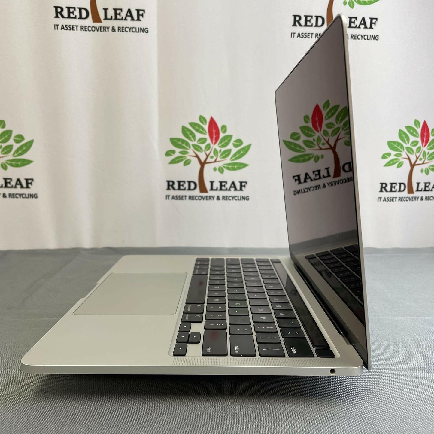 Apple MacBook Pro 2020 13 in, Core i5, 16GB RAM, 256GB NVMe, A2289 | Silver