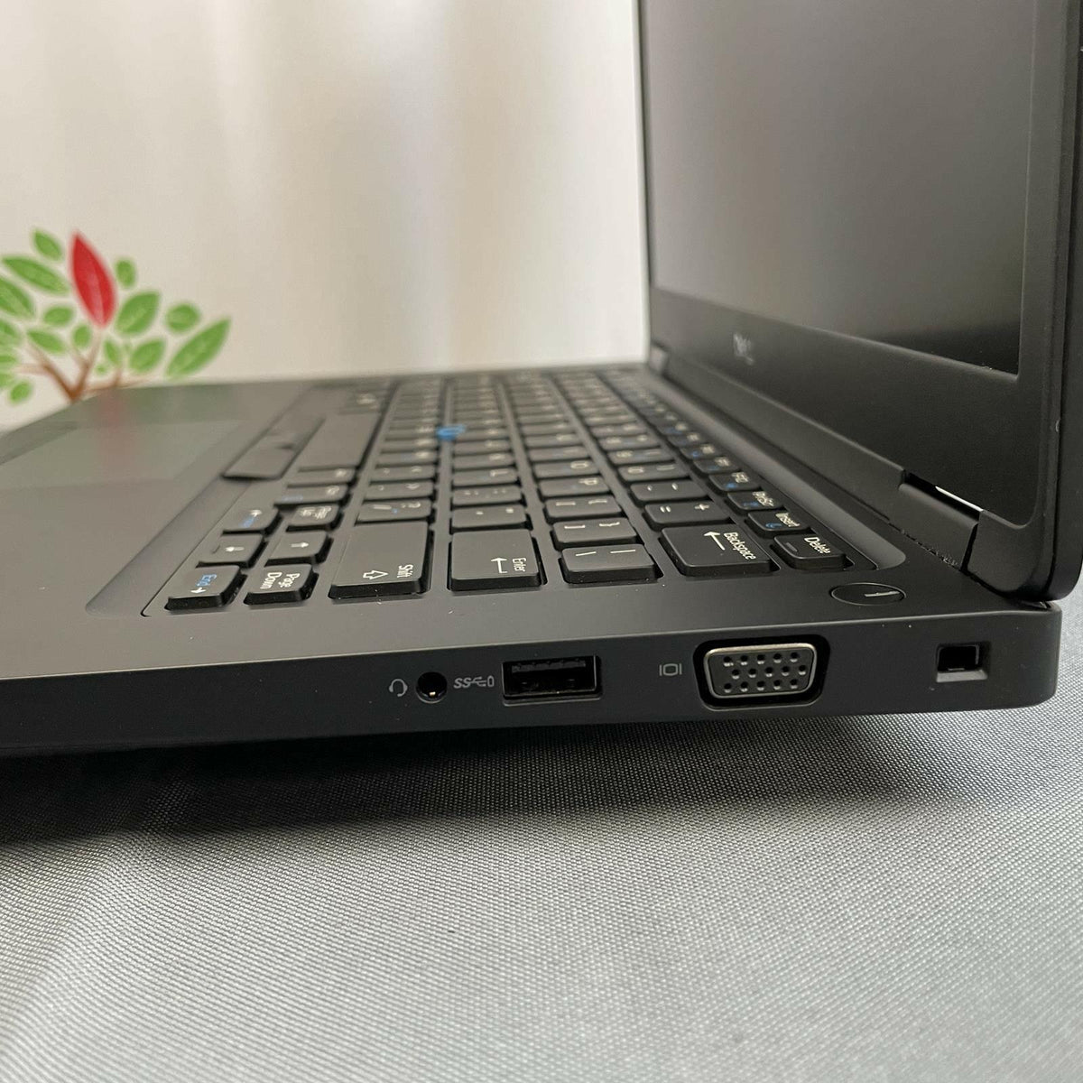 Dell Latitude 5490 14 in FHD, Core i5-8350U, 8GB, 256GB SSD, Win 11 Pro | Good