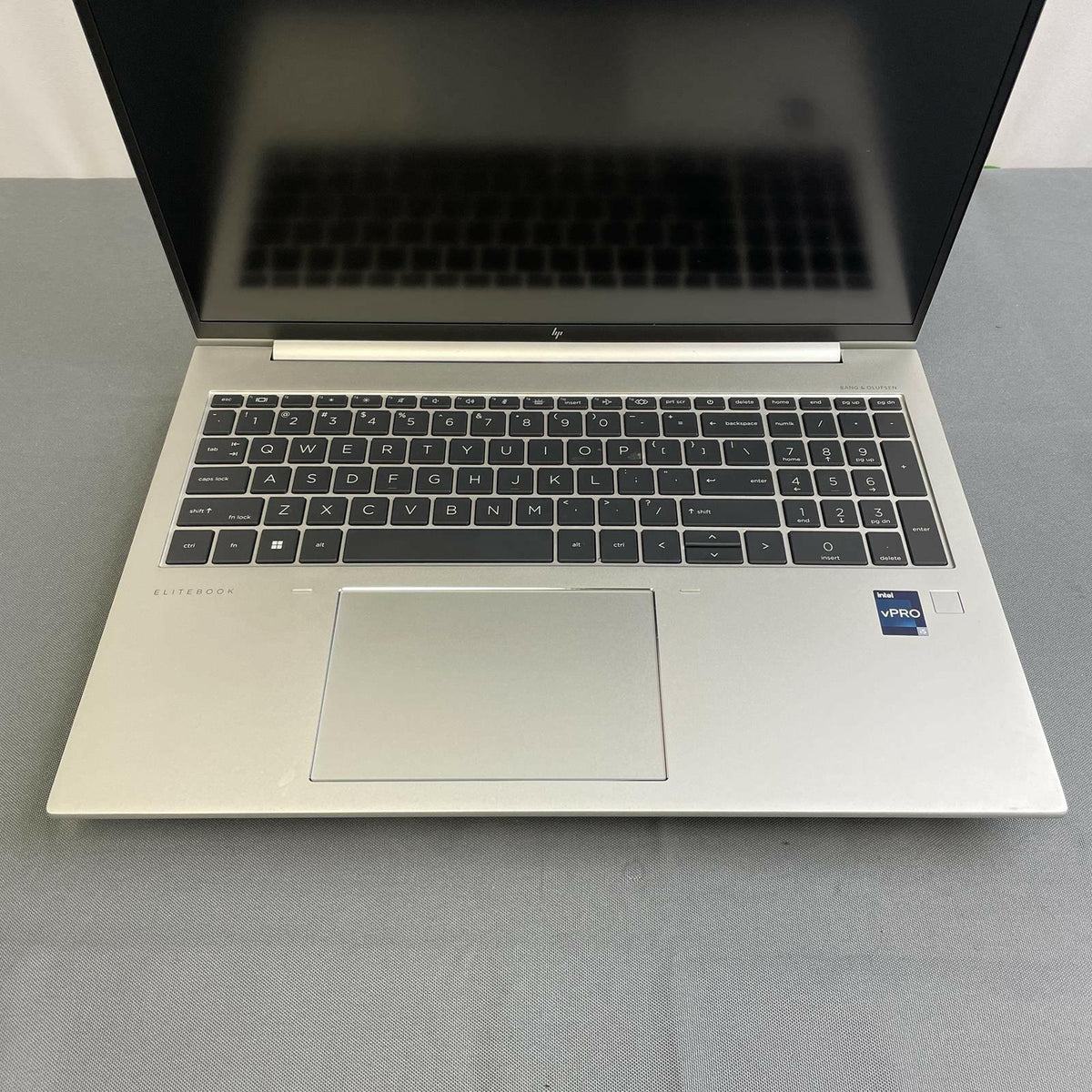 HP EliteBook 860 G9, Core i5-1245U, 16 GB, 512GB NVMe, Win 11 Pro | Excellent