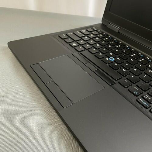 Dell Latitude 5590 15.6 in FHD, Core i5-8250U, 8 GB, 256GB NVMe | Good