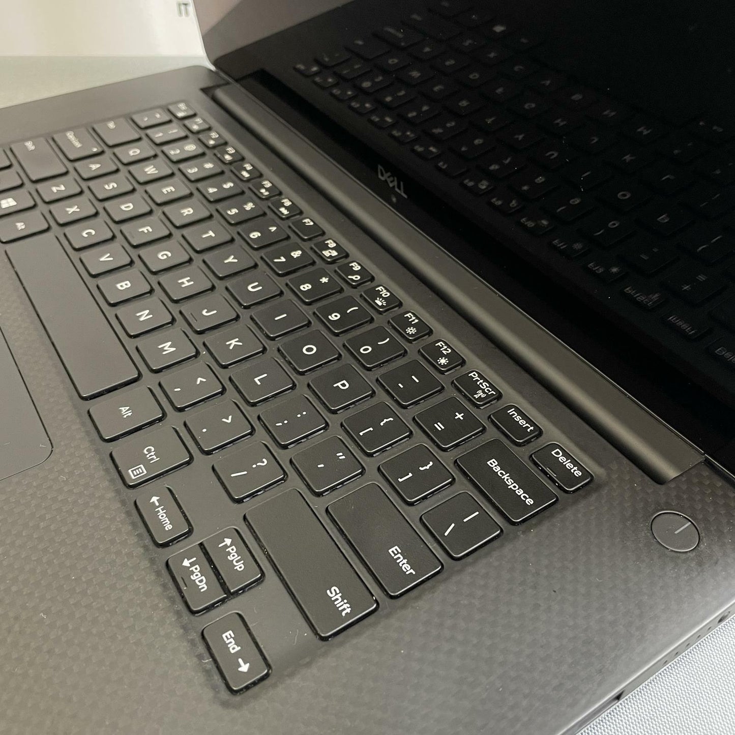 Dell Precision 5530 15.6 in 4K Touch, i9-8950HK, 16GB, 512GB NVMe | Grade B/C