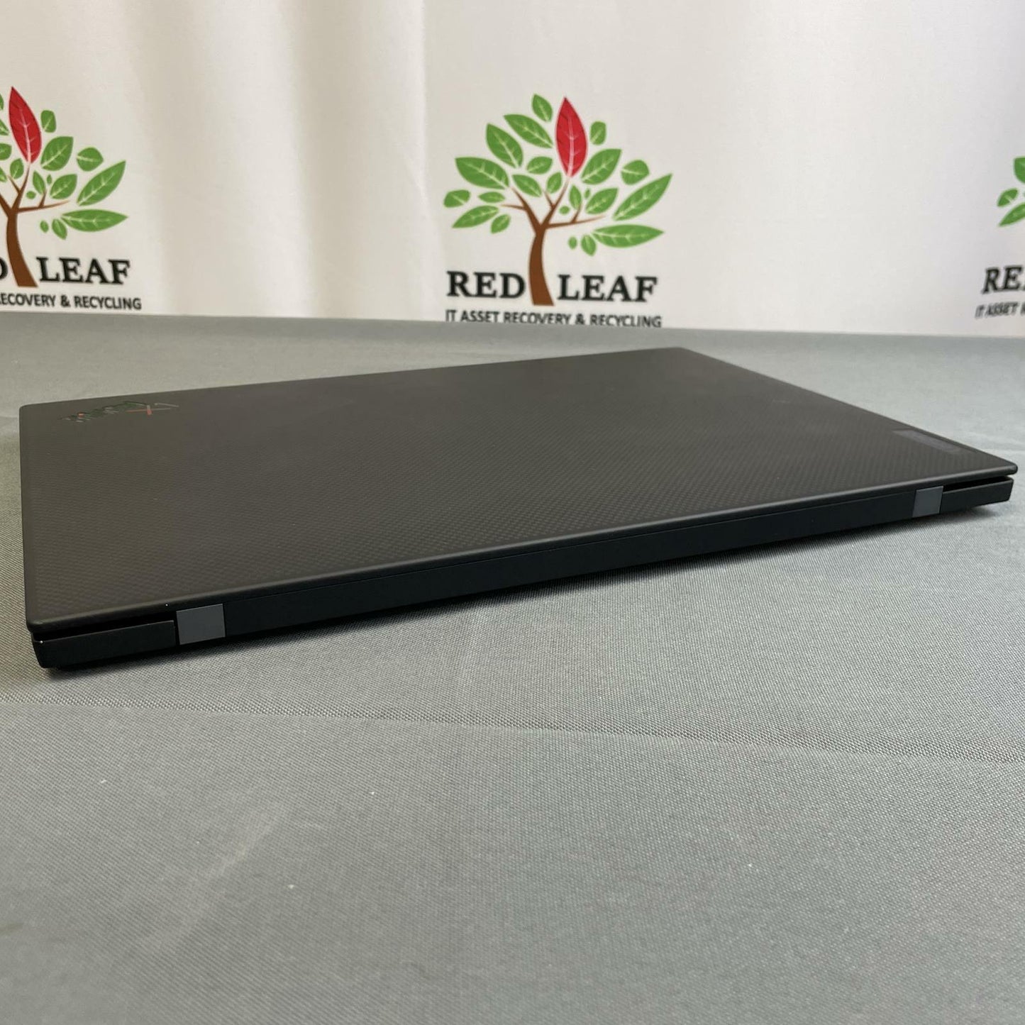 Lenovo ThinkPad X1 Carbon Gen 9, Core i7-1185G7 16GB 512GB NVMe, Windows 11 Pro