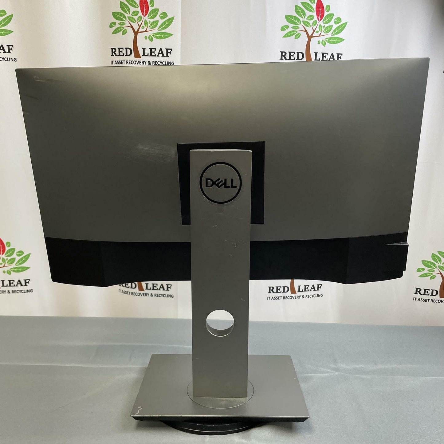 DELL 25 in UltraSharp Monitor U2520D, IPS LCD, 2560 x 1440, 60 Hz