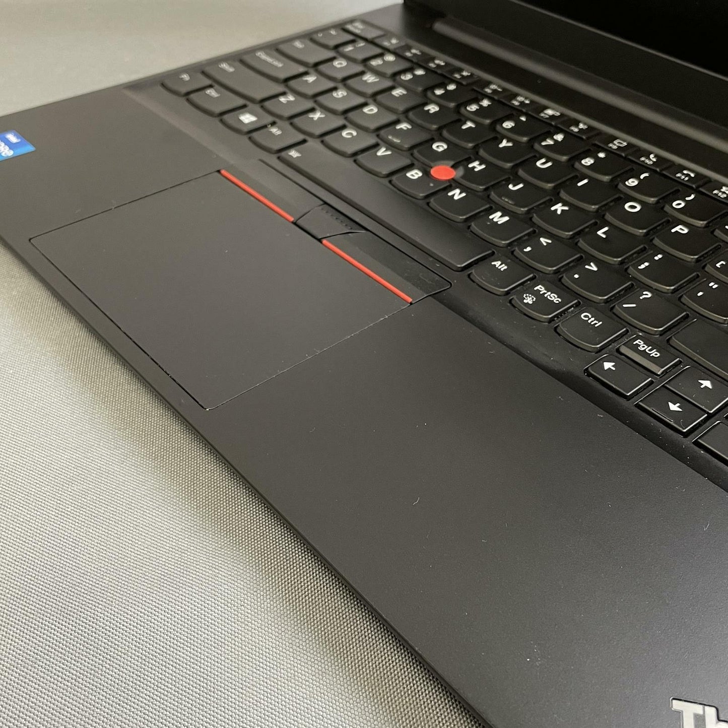 Lenovo ThinkPad E15 Gen 2 FHD, Core i5-1135G7 16GB 256GB NVMe Win 11 | Grade B