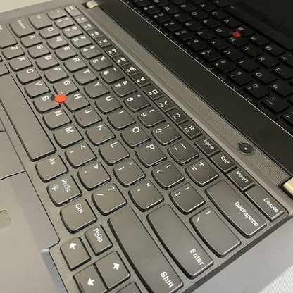Lenovo ThinkPad T14 Gen 1 14 in 4K, Core i7-10510U, 16GB, 512GB NVMe, Win 11 Pro