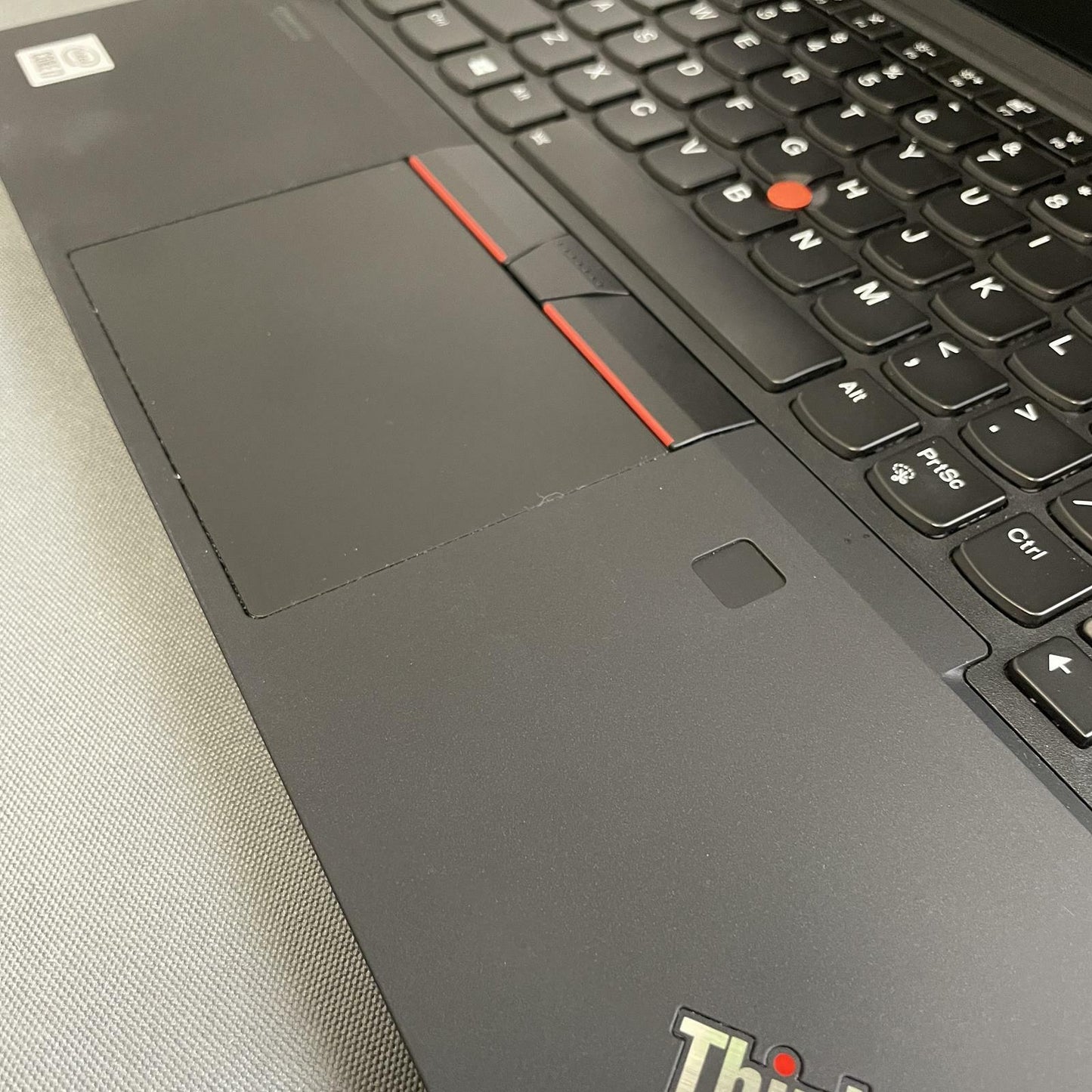 Lenovo ThinkPad T14 Gen 1 14 in 4K, Core i7-10510U, 16GB, 512GB NVMe, Win 11 Pro