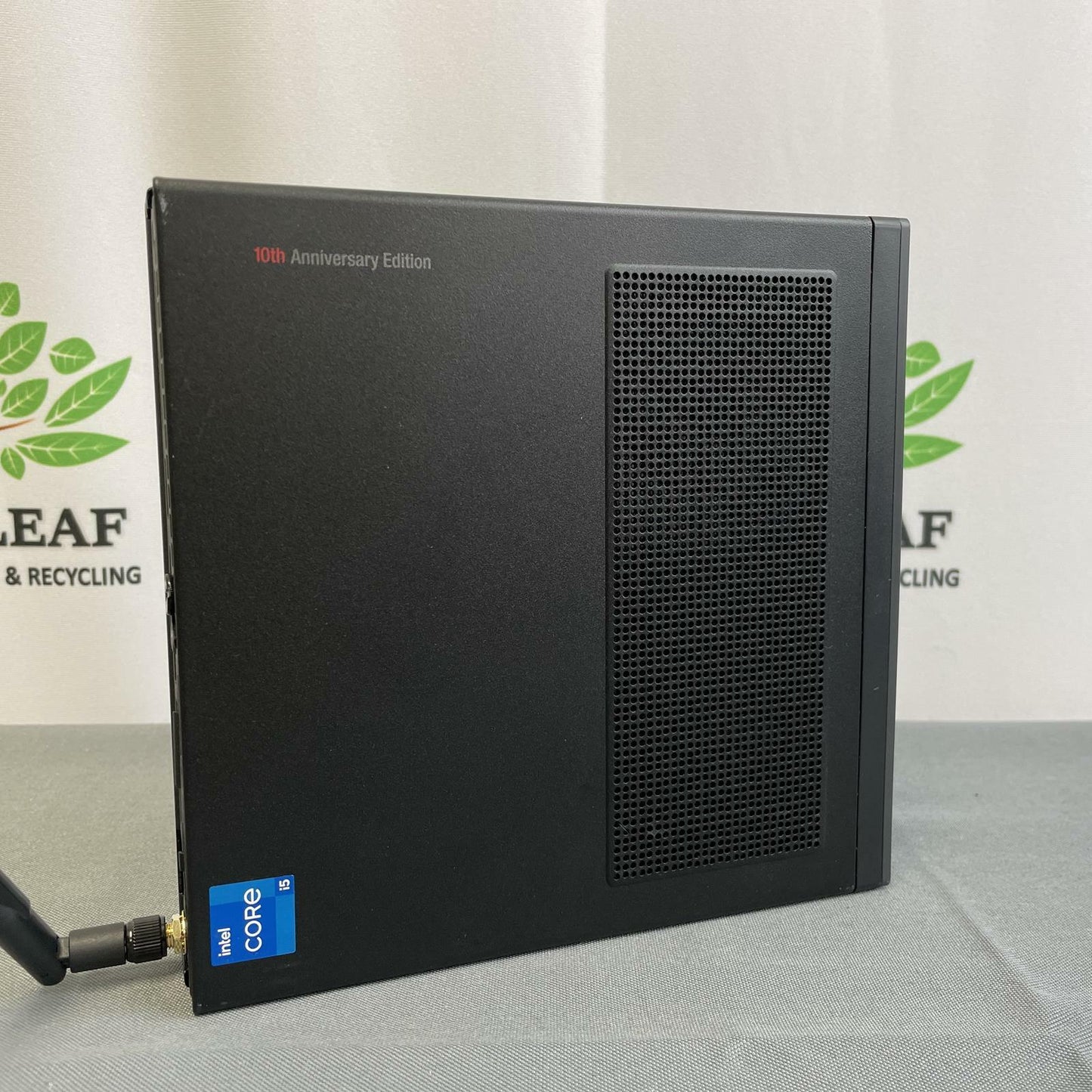 Lenovo ThinkCentre M90q Gen 3 Tiny, Core i5-12500 8GB 256GB NVMe Windows 11 Pro